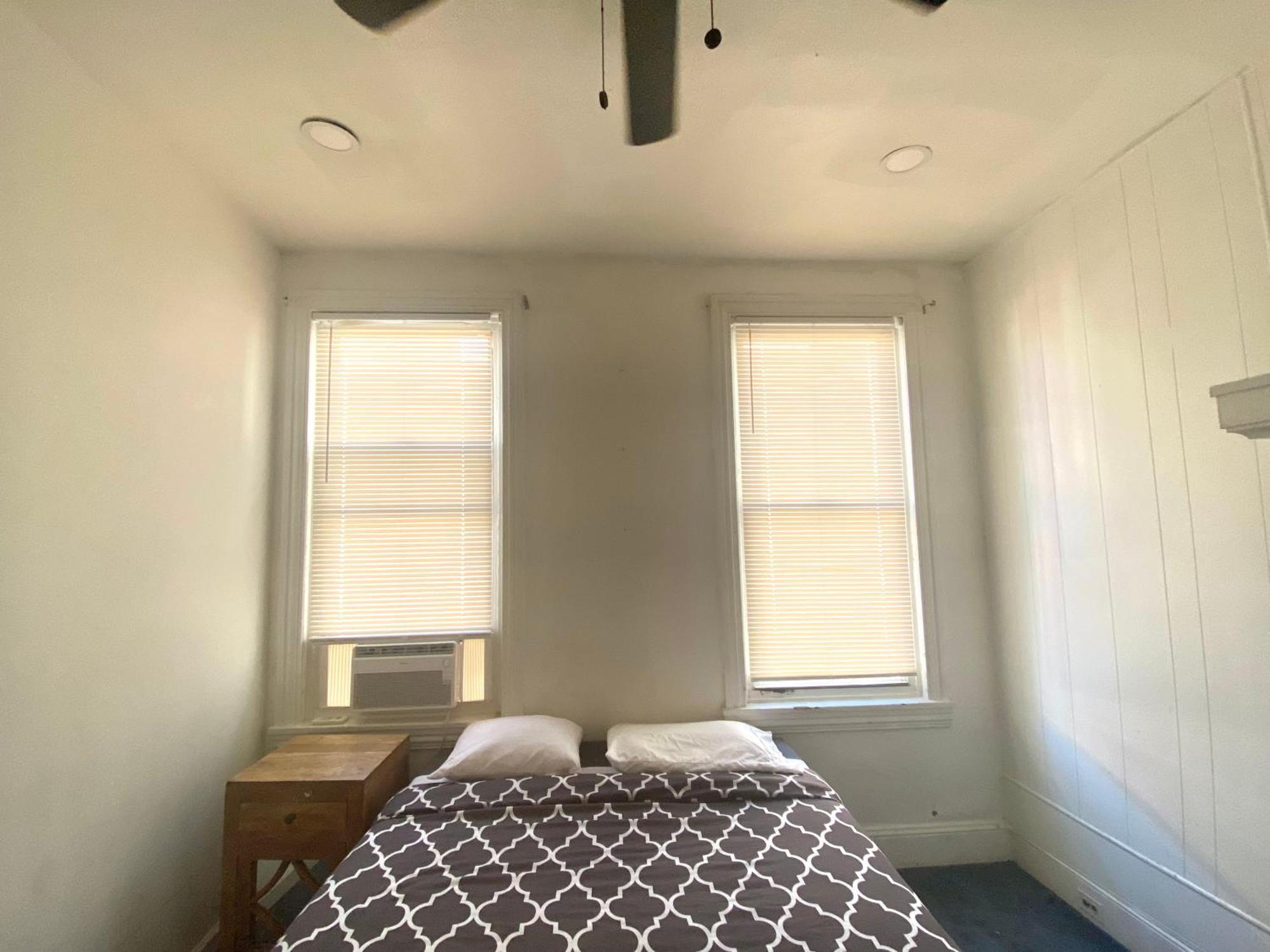Oui On Ludlow - Entire House And Private Rooms In University City Philadelphia Room photo